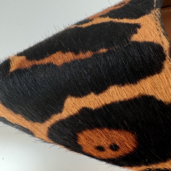 Calvin Klein leopard pumps, size 37.5 - Picture 3 of 3